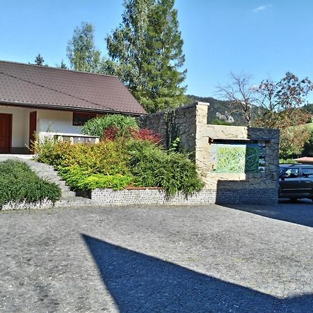 Penzion Manin Považská Bystrica Exterior foto
