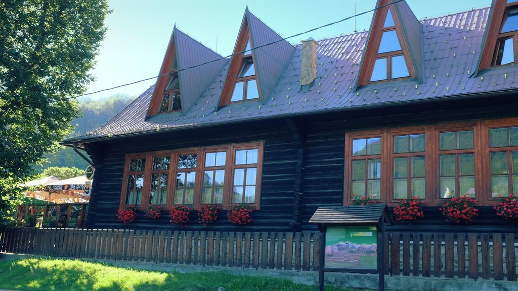 Penzion Manin Považská Bystrica Exterior foto